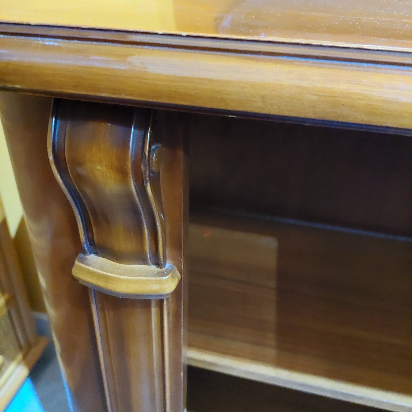 Entratina Noce Con Specchio 1/a Cm93x45x84h