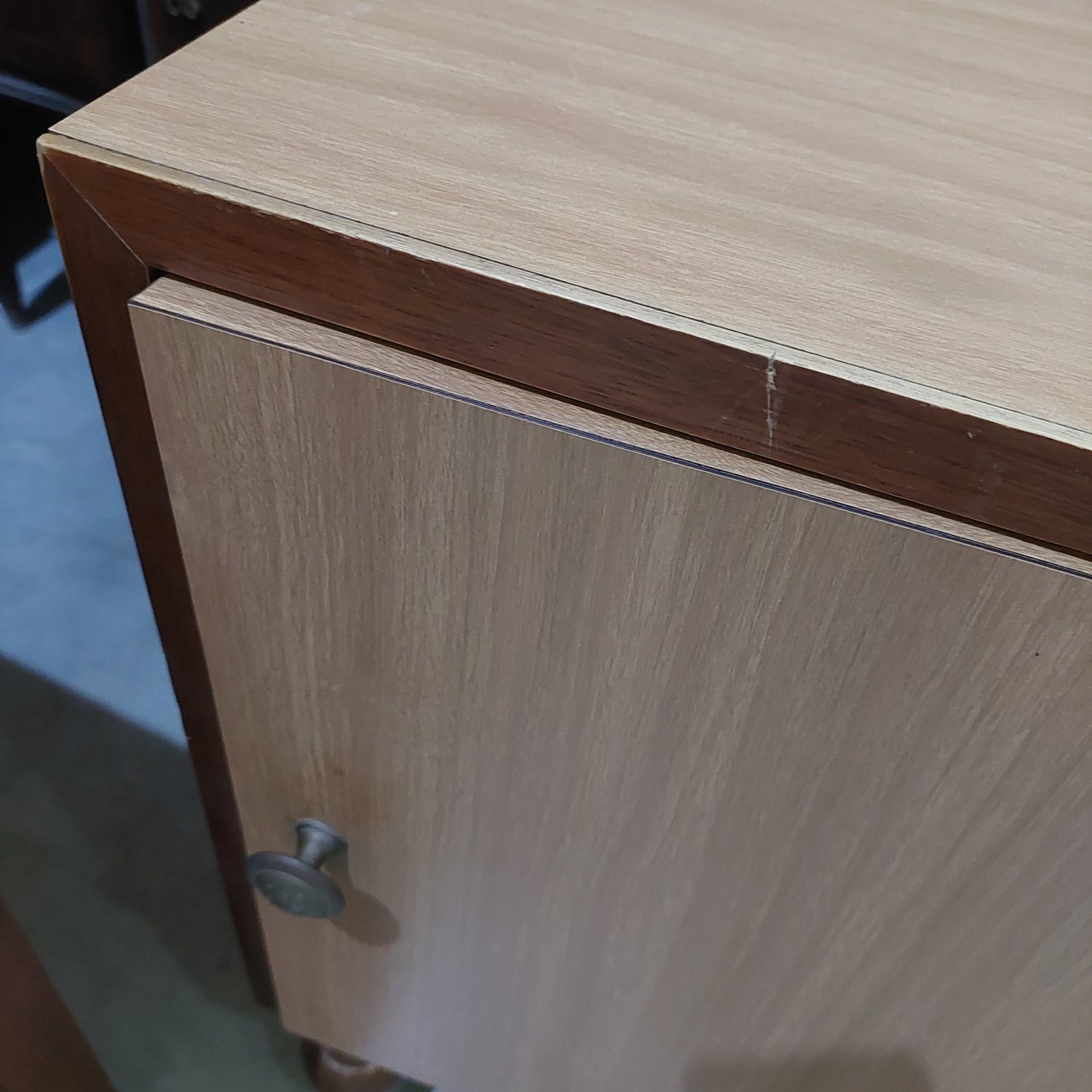 Comodino 1/s Formica Cm42x34x60h