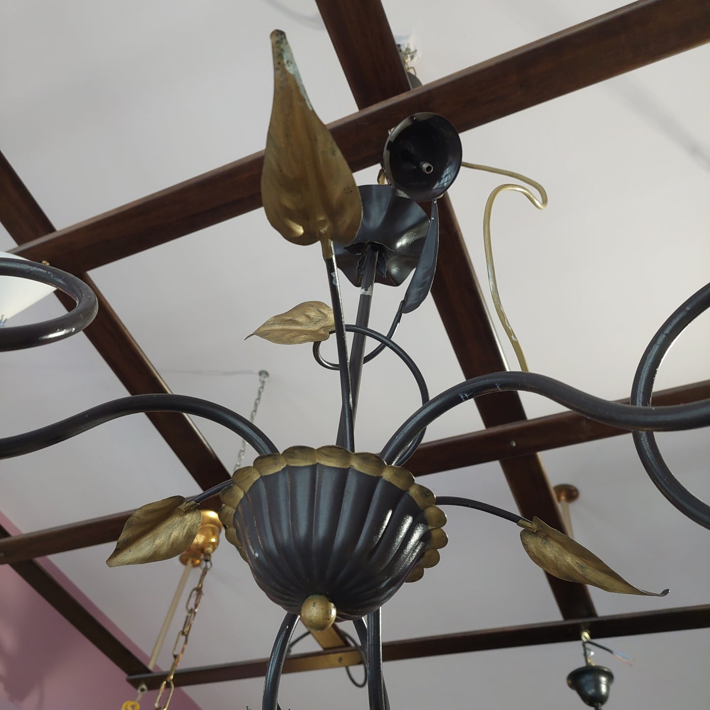 Lampadario Ferro 3 Coppe Fiore Vetro