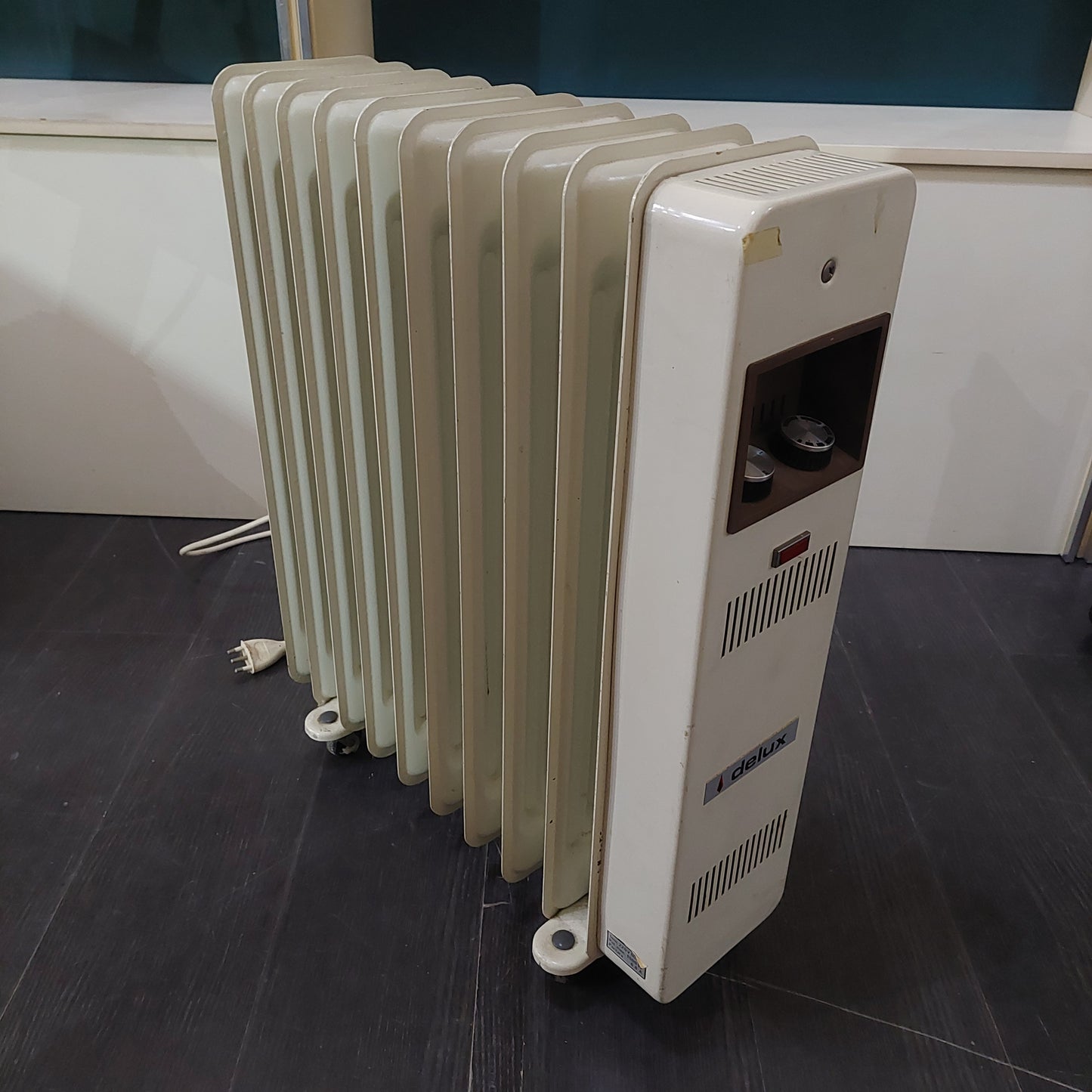 Radiatore Elettrico Ad Olio Delux