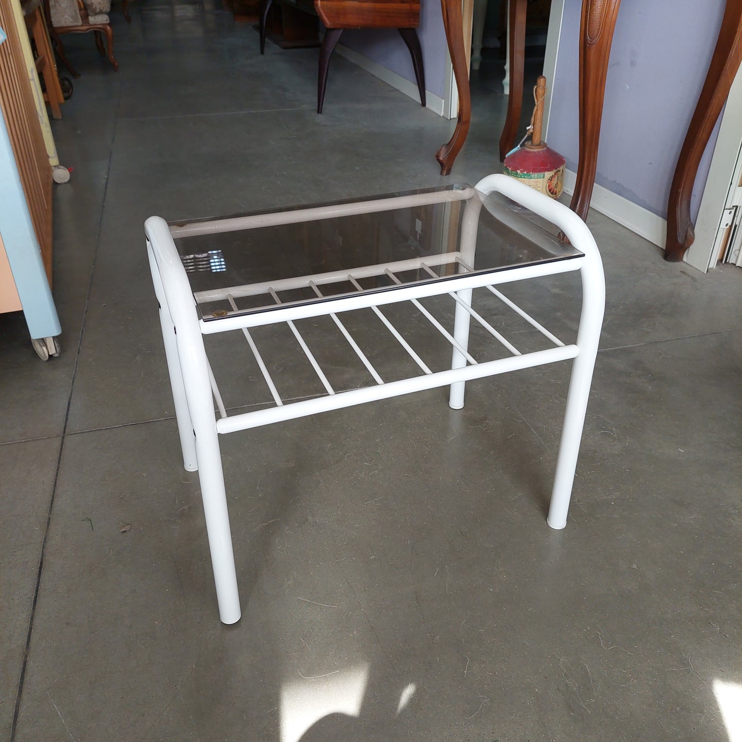 Coppia Comodini Metallo Bianco E Vetro Cm49x35x44h