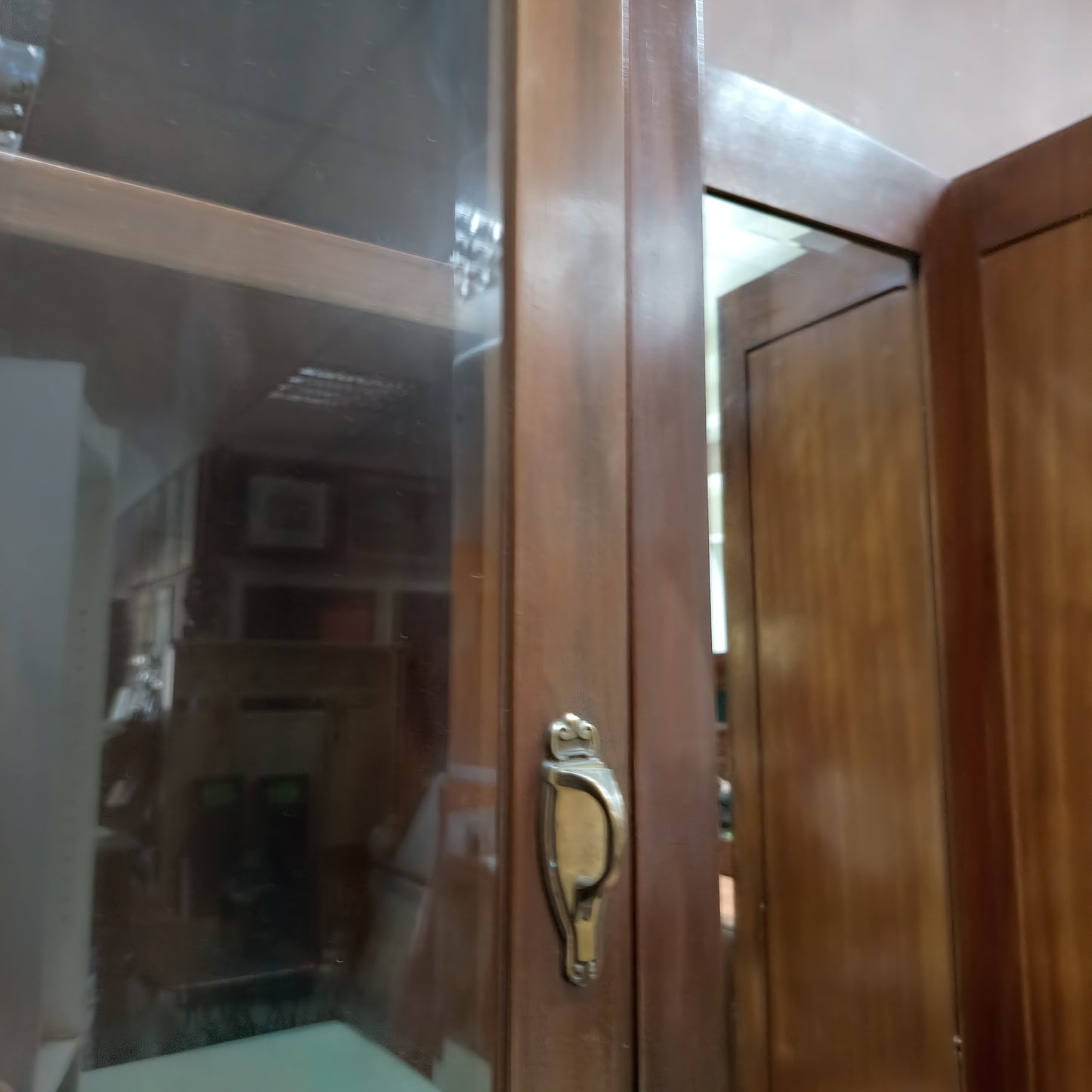 Credenza Liberty 2/c 2/s 2/vetrine E Specchio Cm160x49x208
