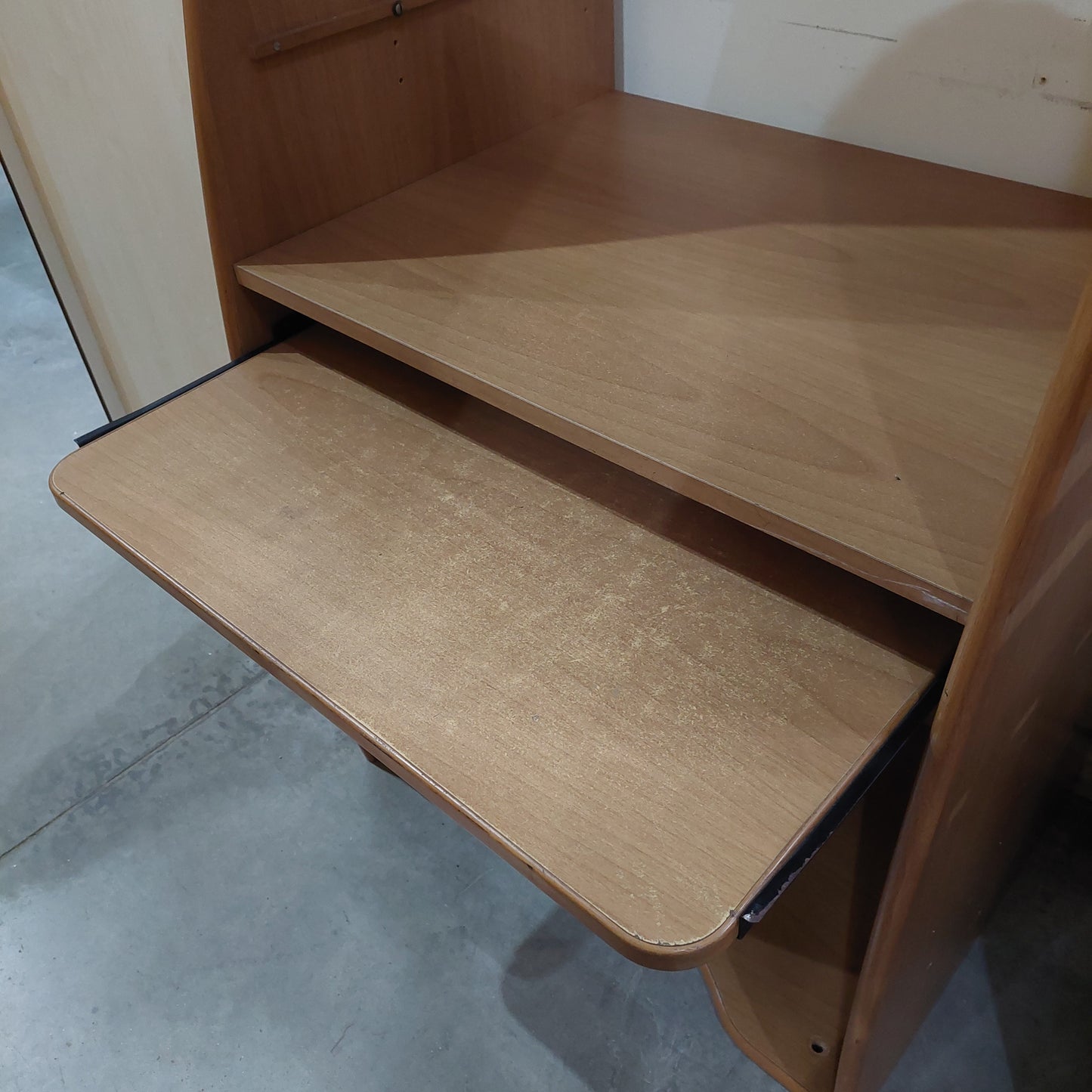 Porta Pc Con Alzata Cm71x53x154h