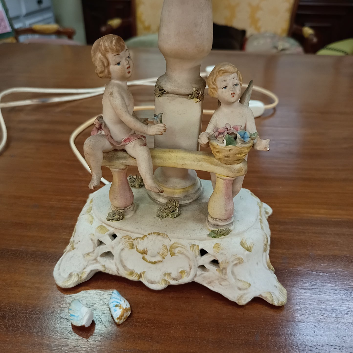 Lume Antico Coppia Puttini Ceramica * Vecchia Bassano