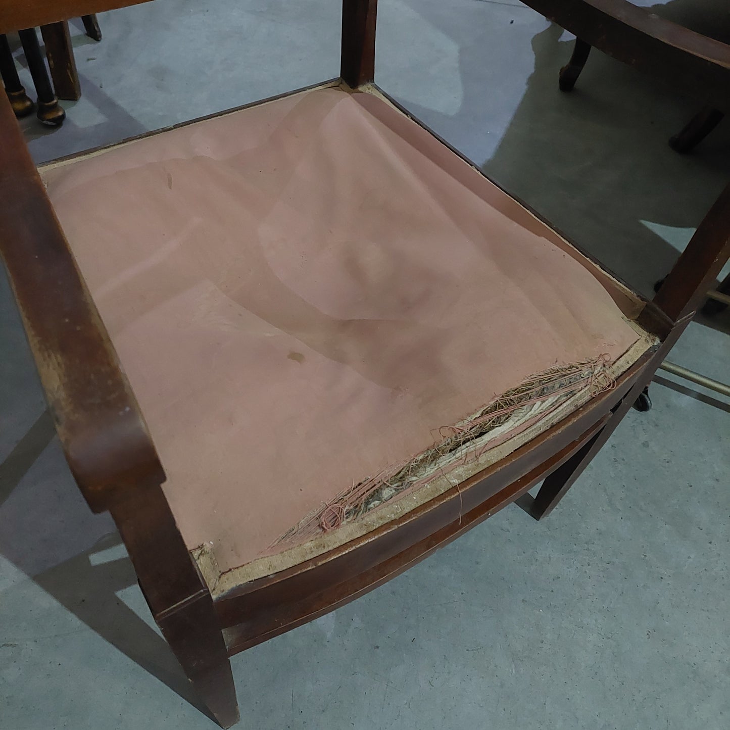 Poltrona* Legno Imb. Stile Liberty (da Restaurare)
