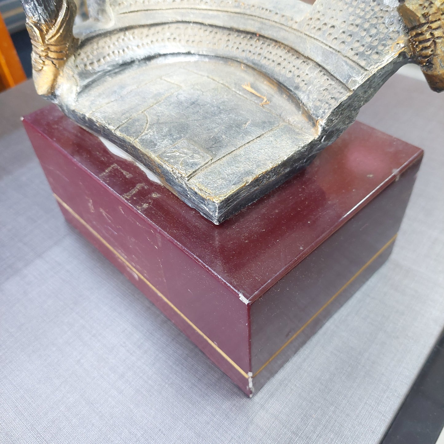Trofeo Coppia Calciatori Base Legno H45