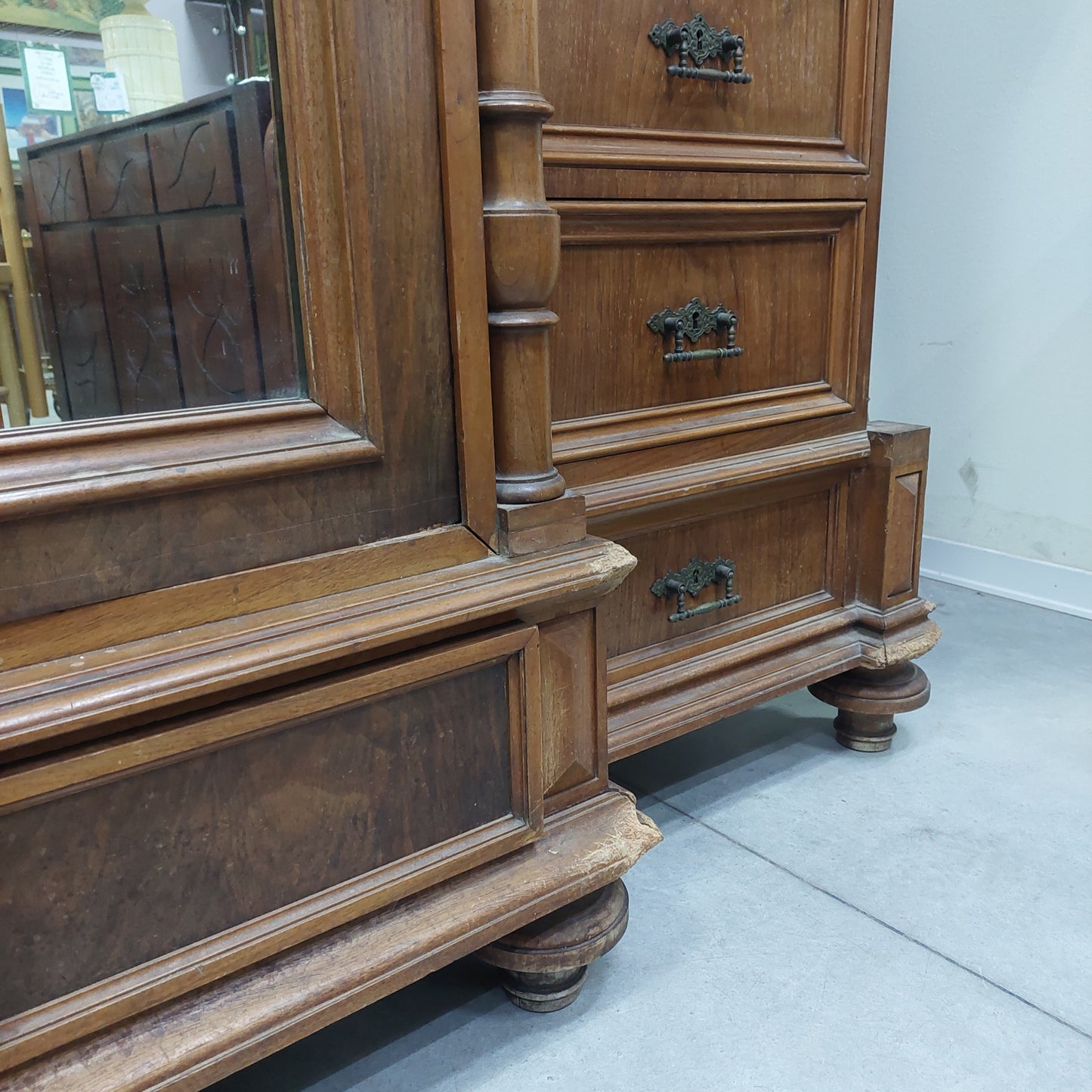 Armadio* Noce Fine '800 13/c 1/a C/specchio Cm221x65x240h