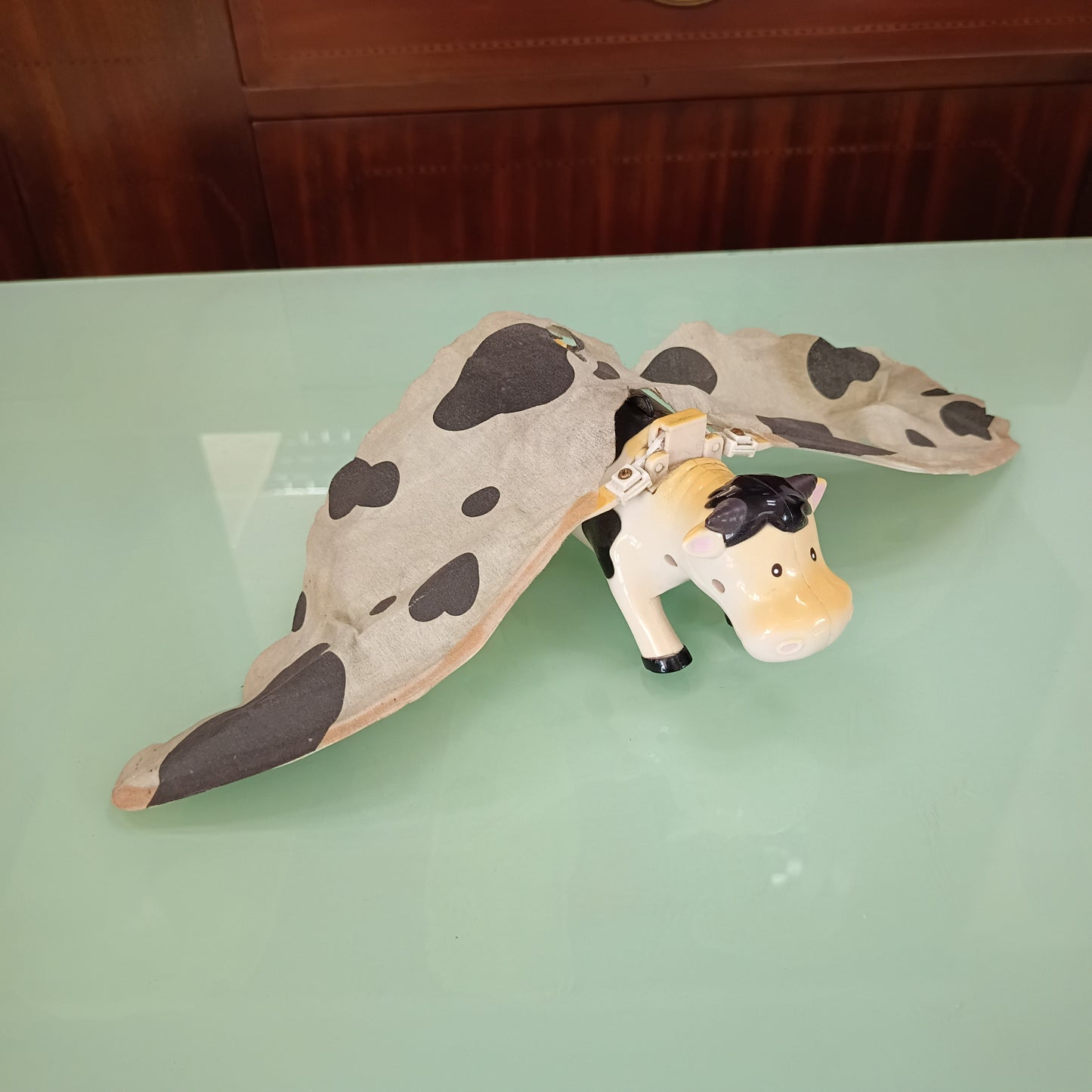Holy Cow - Mucca Volante A Batteria* - Giocattolo Da Collezione