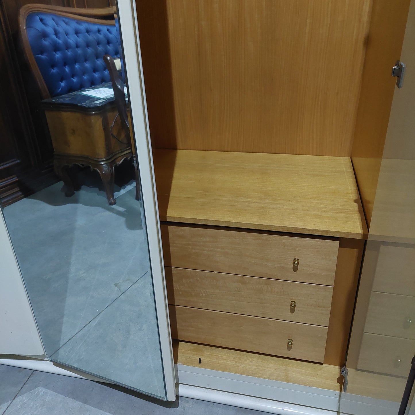Armadio Bianco 6 Ante Con Specchi Cm298x60x263h