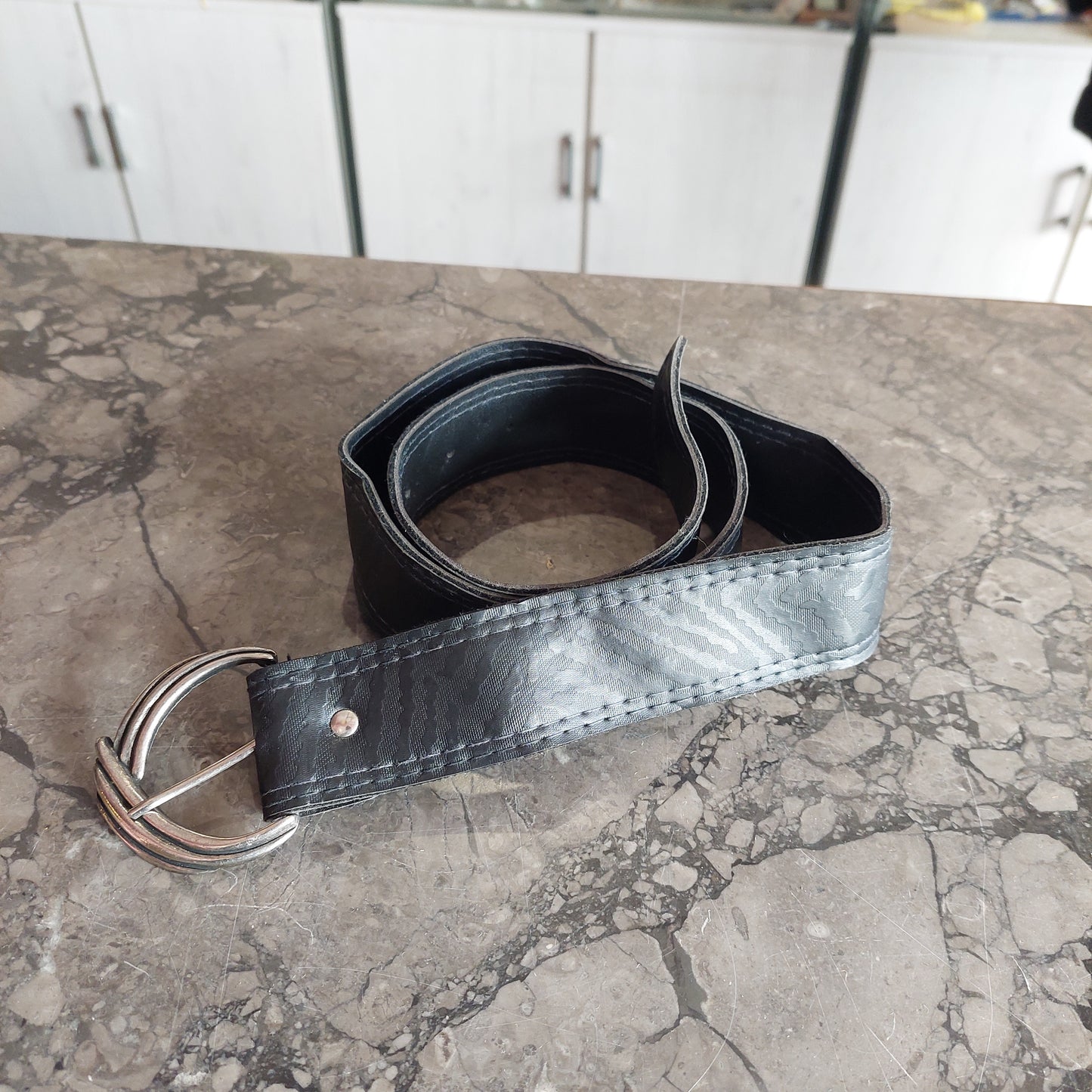 Cintura Pelle Nera Rilievo Animalier Vintage