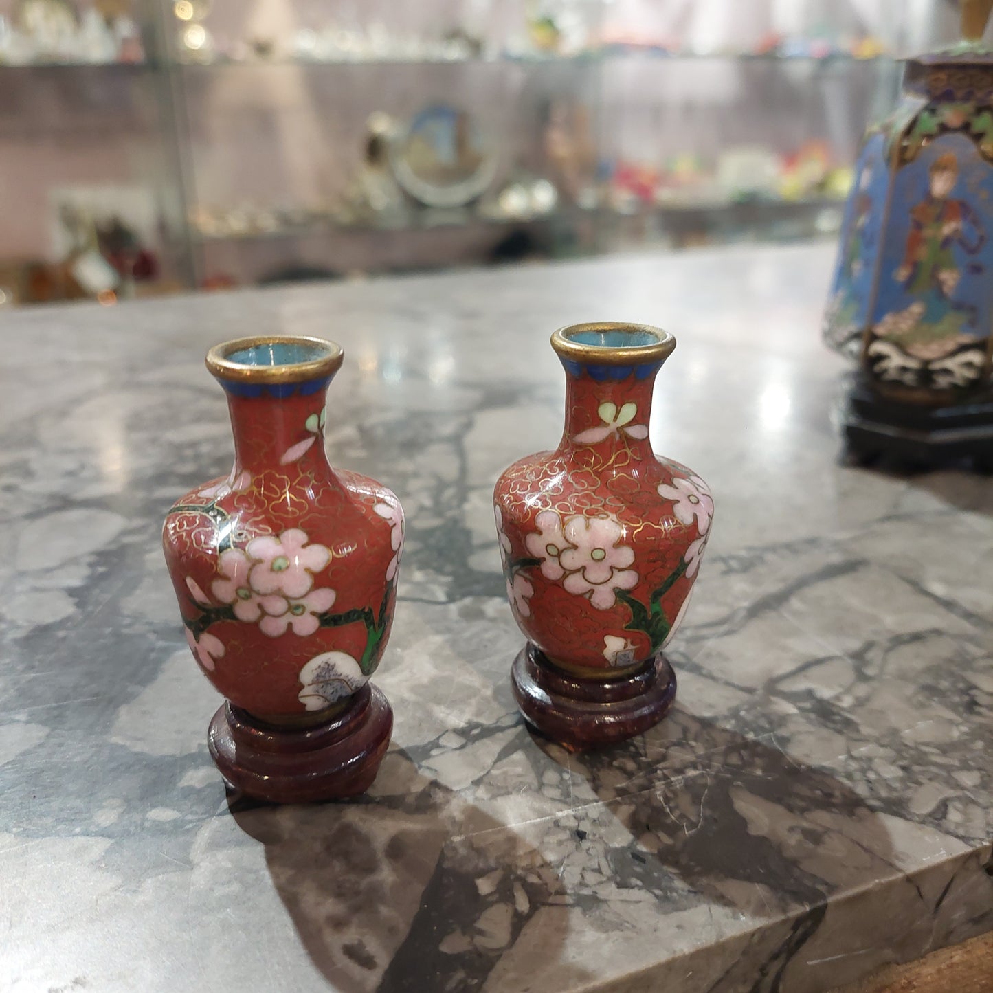 Coppia Vasetti Cloisonne Base Legno H6,5