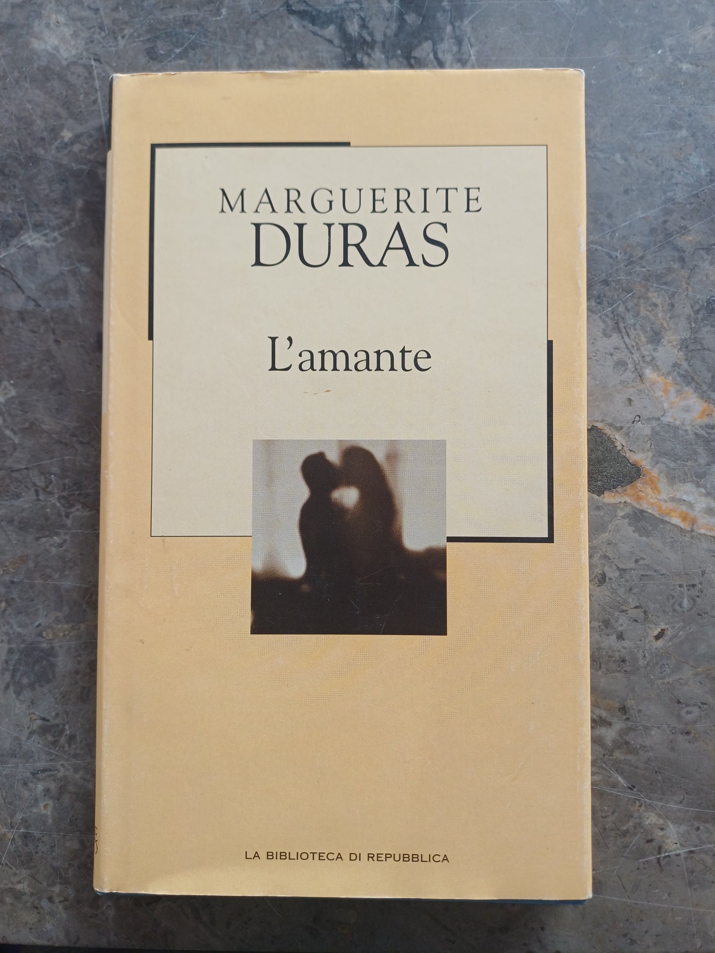 L/l'amante - M. Duras