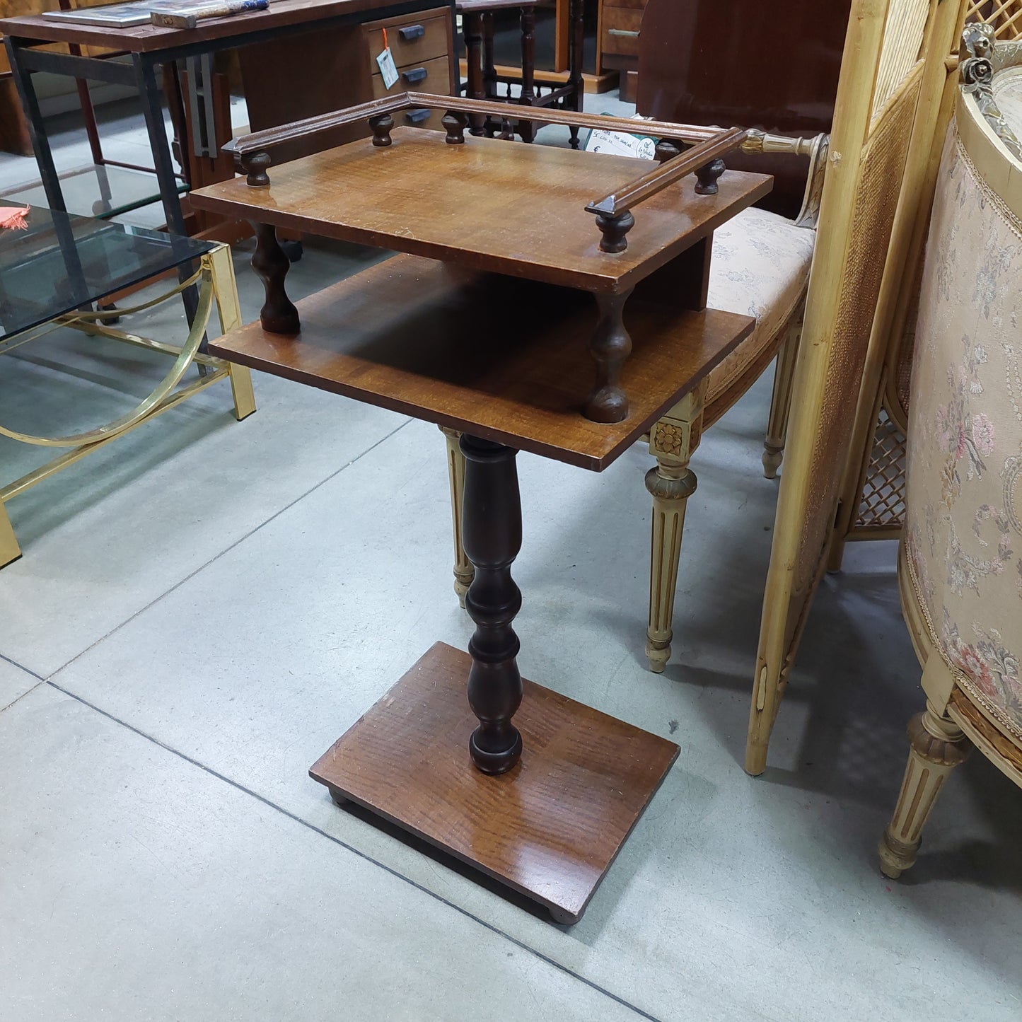 Alzatina Tavolino Porta Telefono Noce Cm40x29x79h