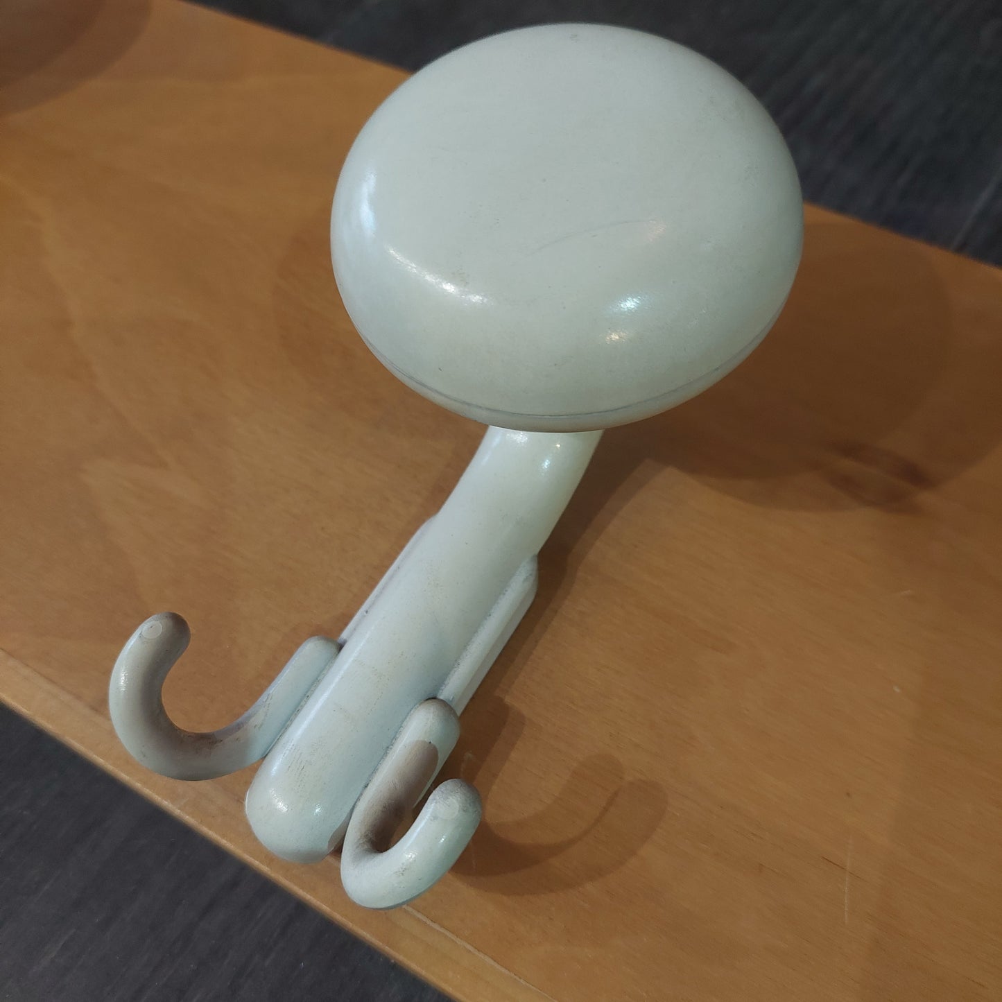 Appendiabiti Da Parete Legno 3 Ganci Plastica
