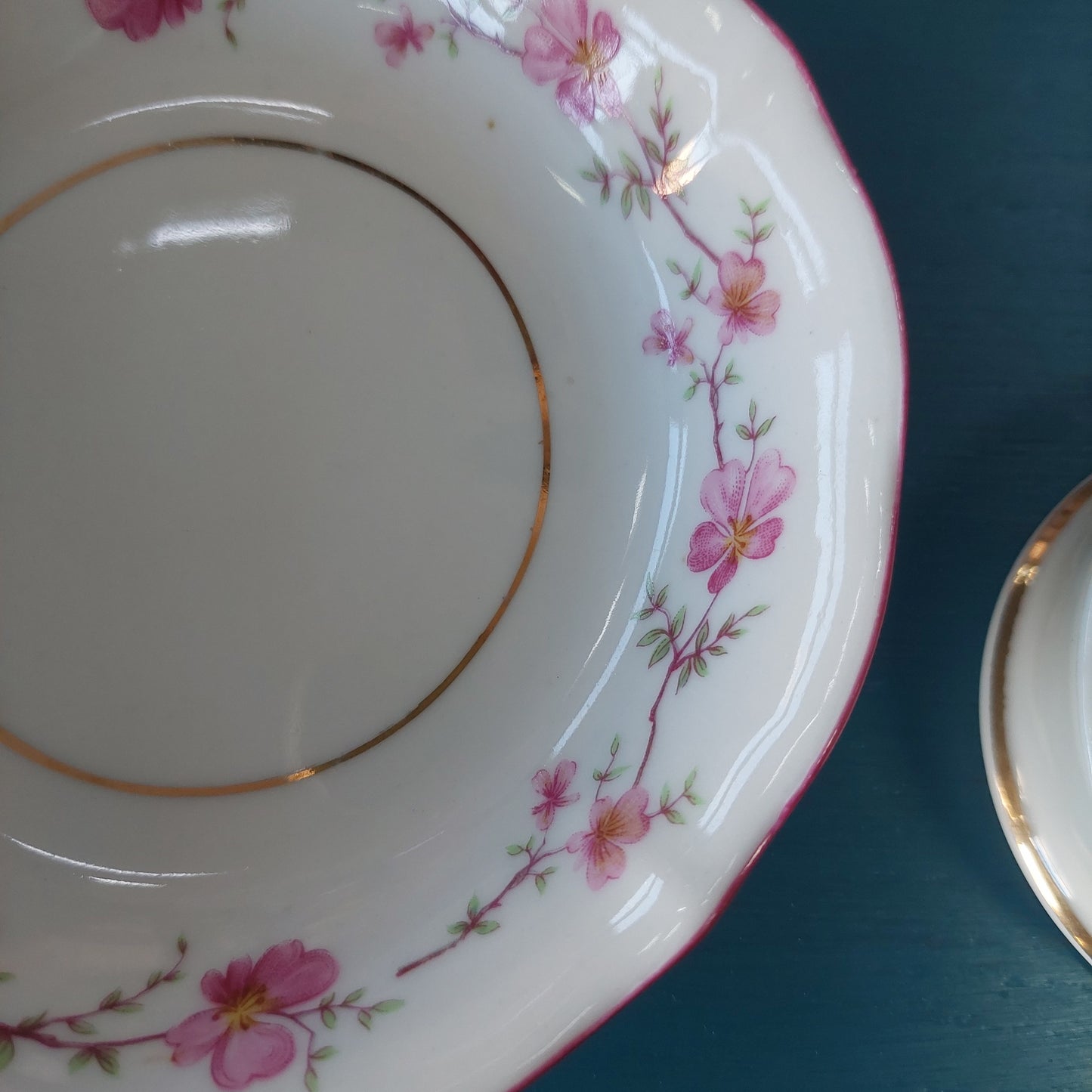 Ciotolina Porcellana T.limoges Peint A La Main