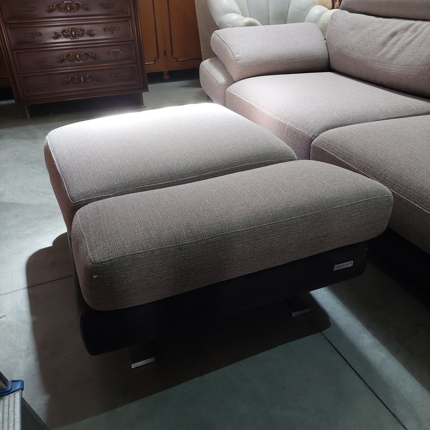 Divano Poltronesofà Gimigliano + Pouf Cm235x110x77h