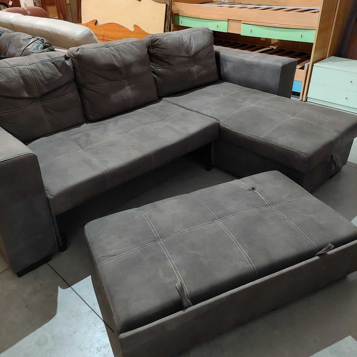 Divano* Grigio Con Penisola E Contenitore Cm241x160x85