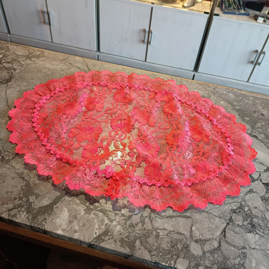 Centrino Ellissi Merletto Rosso Cm36x48