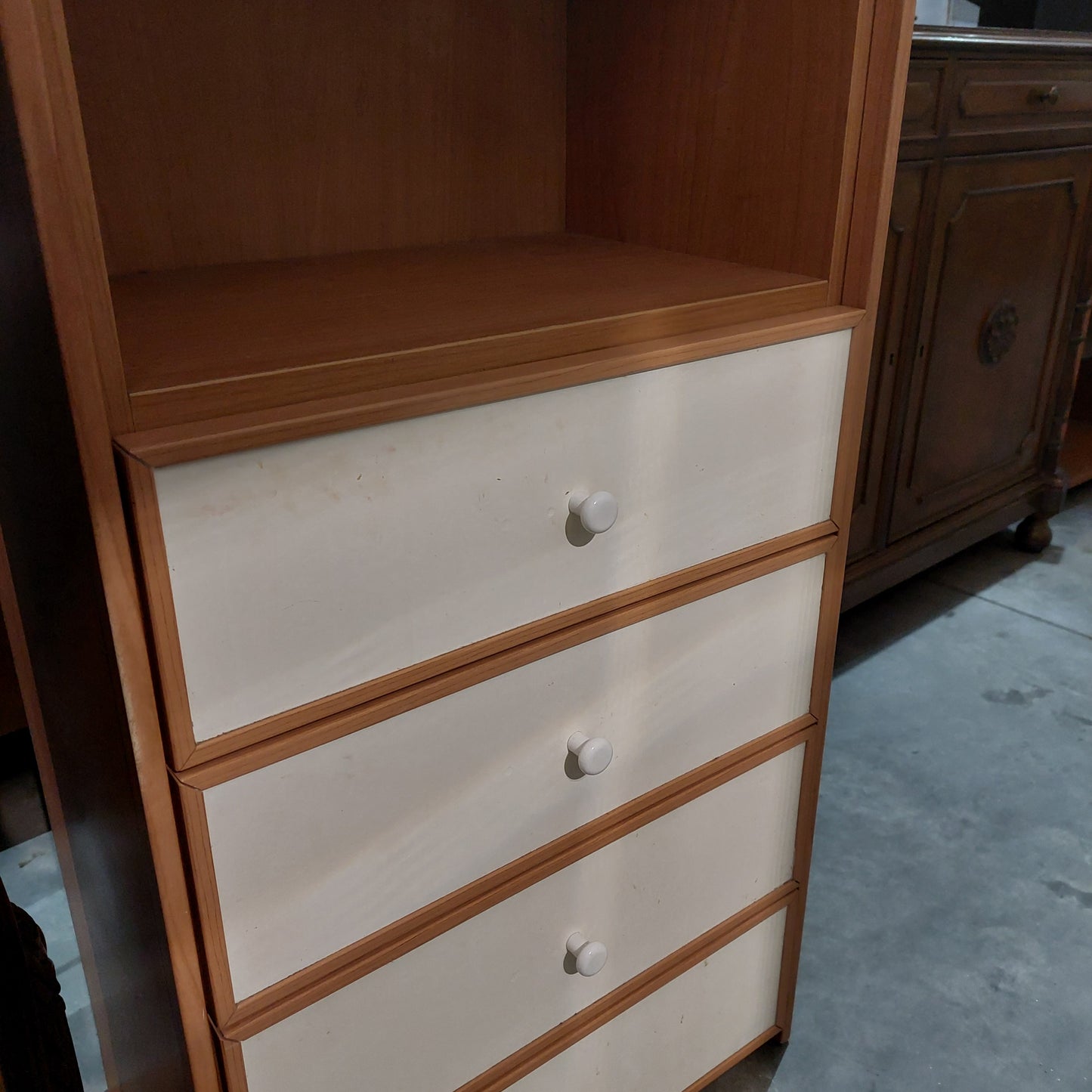 Colonnina Bagno Moretti Compact 1/s 4/c Cm50,5x33x228h