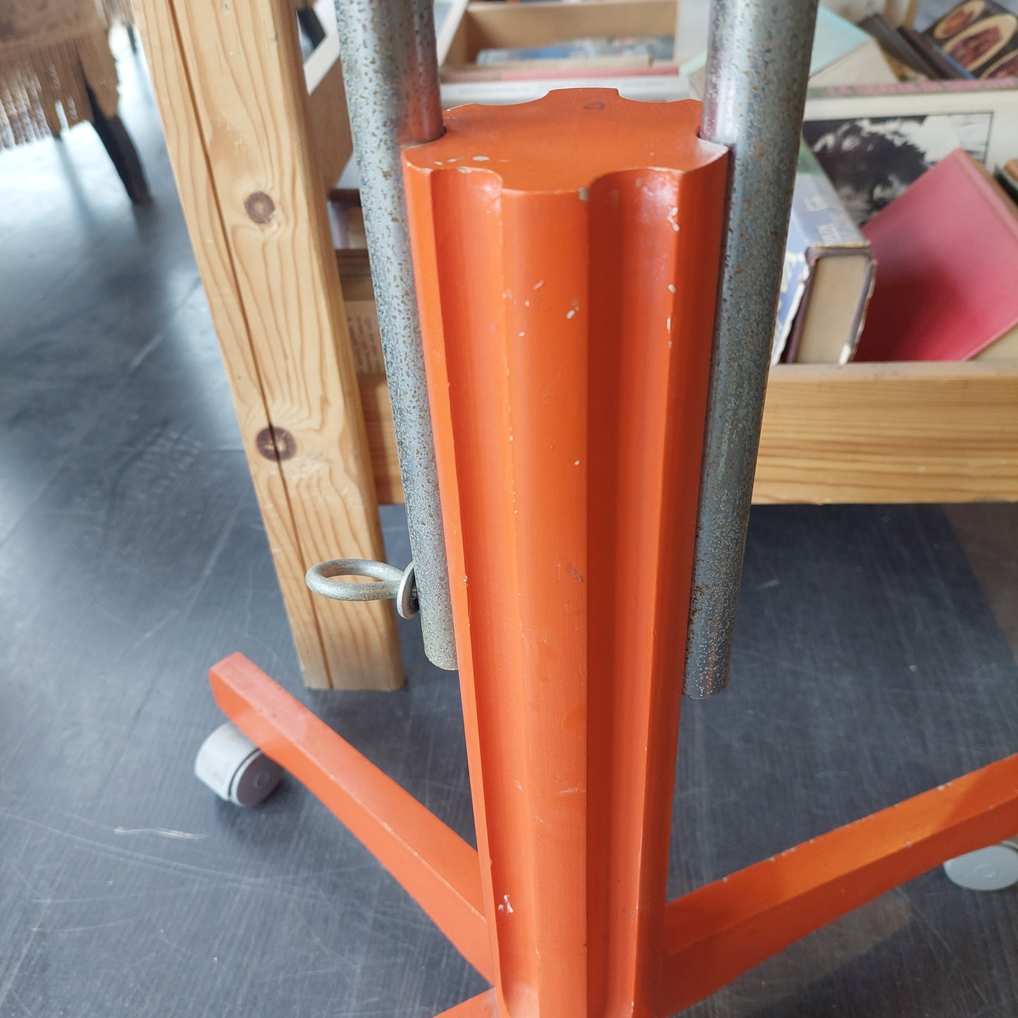 Carrellino Legno Arancio Vintage Cm58x33x74h