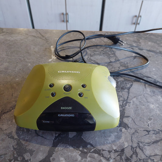 Radiosveglia Grundig Sonoclock Verde 13 Vintage
